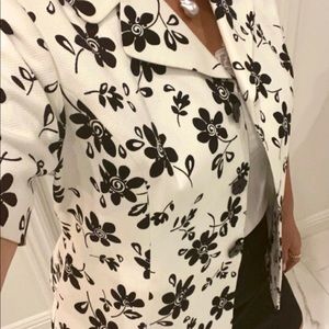 Le Suit 2pcs Blazer and Skirt set 10P BLK & WHT